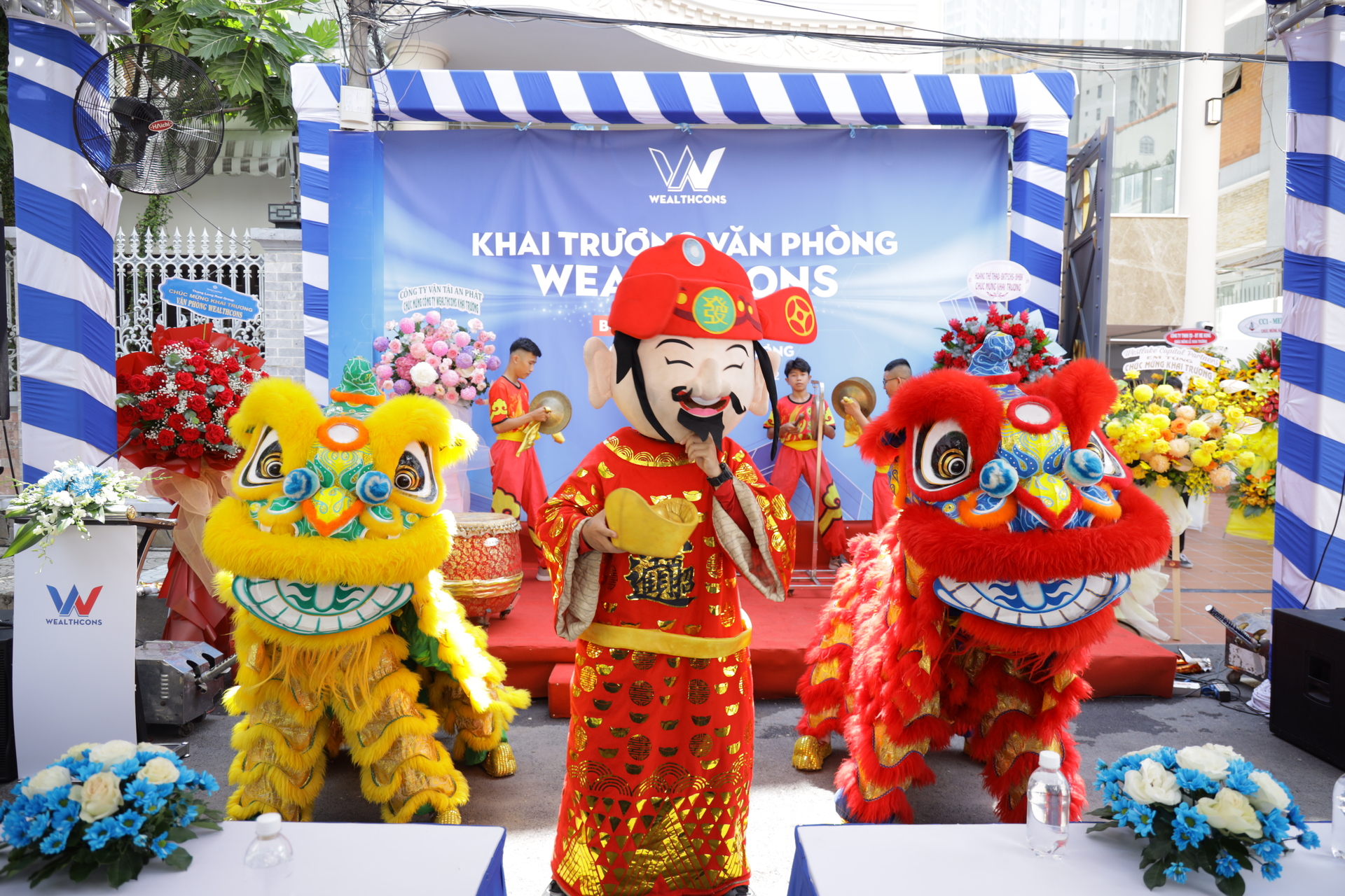 VTV3 reported that Wealthcons opened an office building