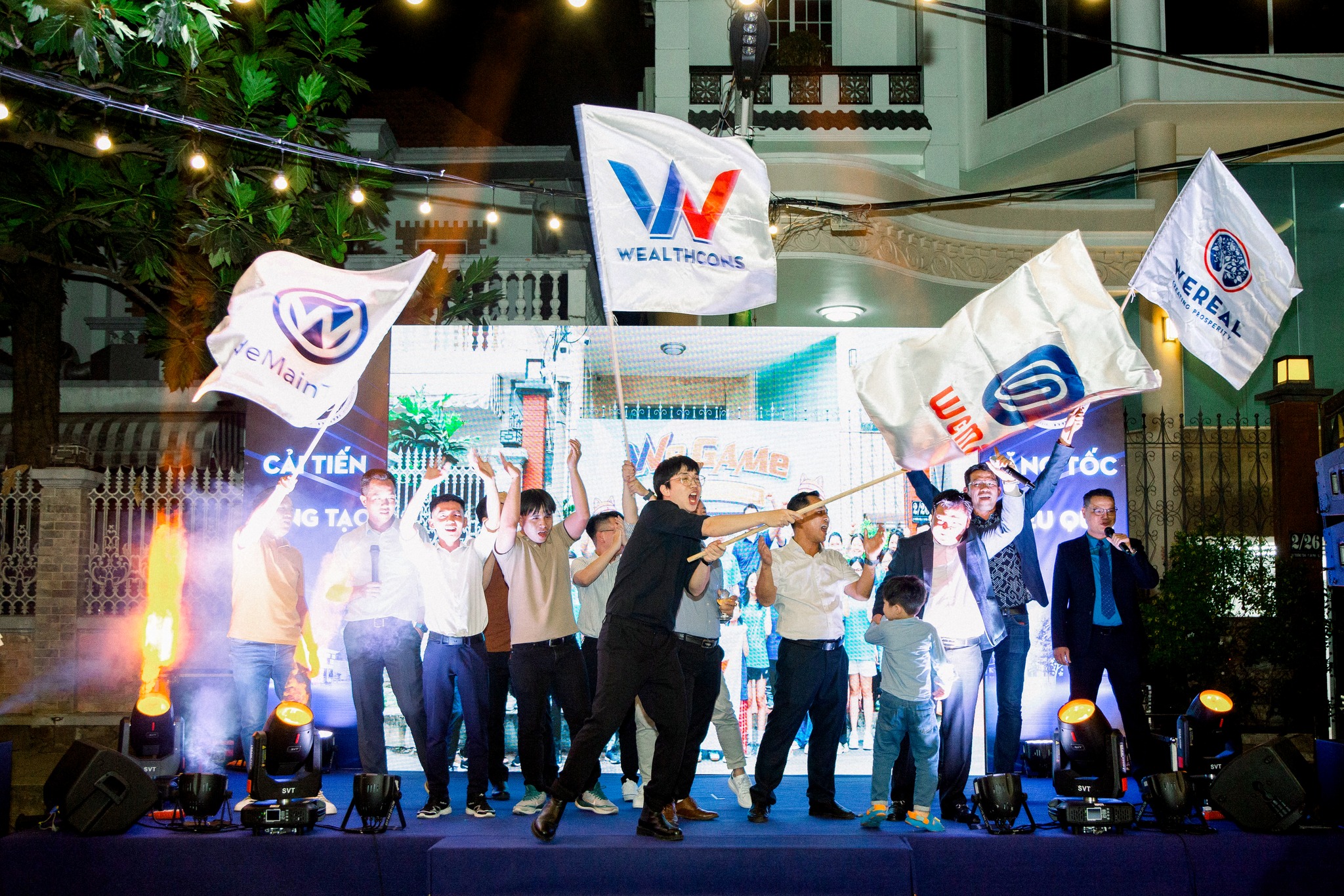[Highlight YEP 2023] - Tiệc Tất Niên Kết Nối Online 5 Điểm Cầu - Lần Đầu Tiên Có Mặt Tại Việt Nam