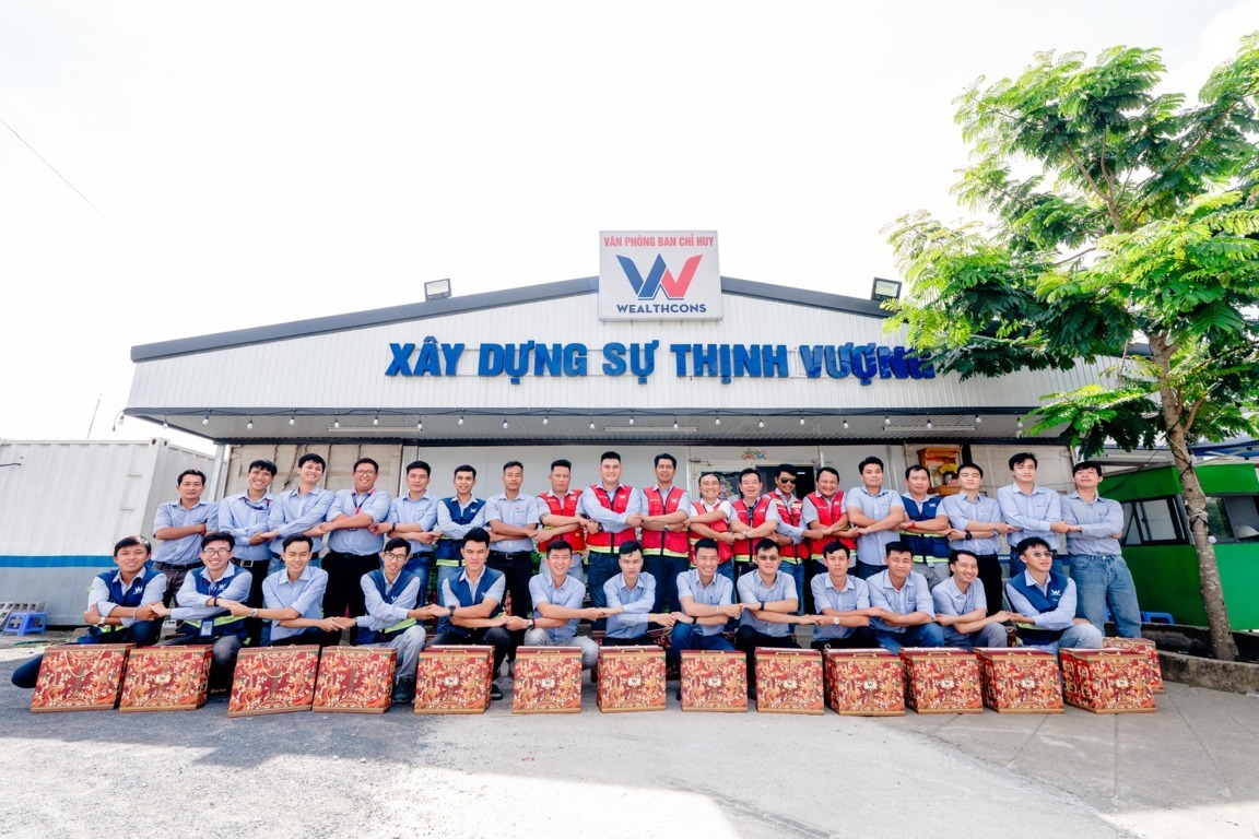 WEALTHCONS DISTRIBUTES TET GIFTS TO OUR TEAM – CELEBRATING TOGETHERNESS AND PROSPERITY