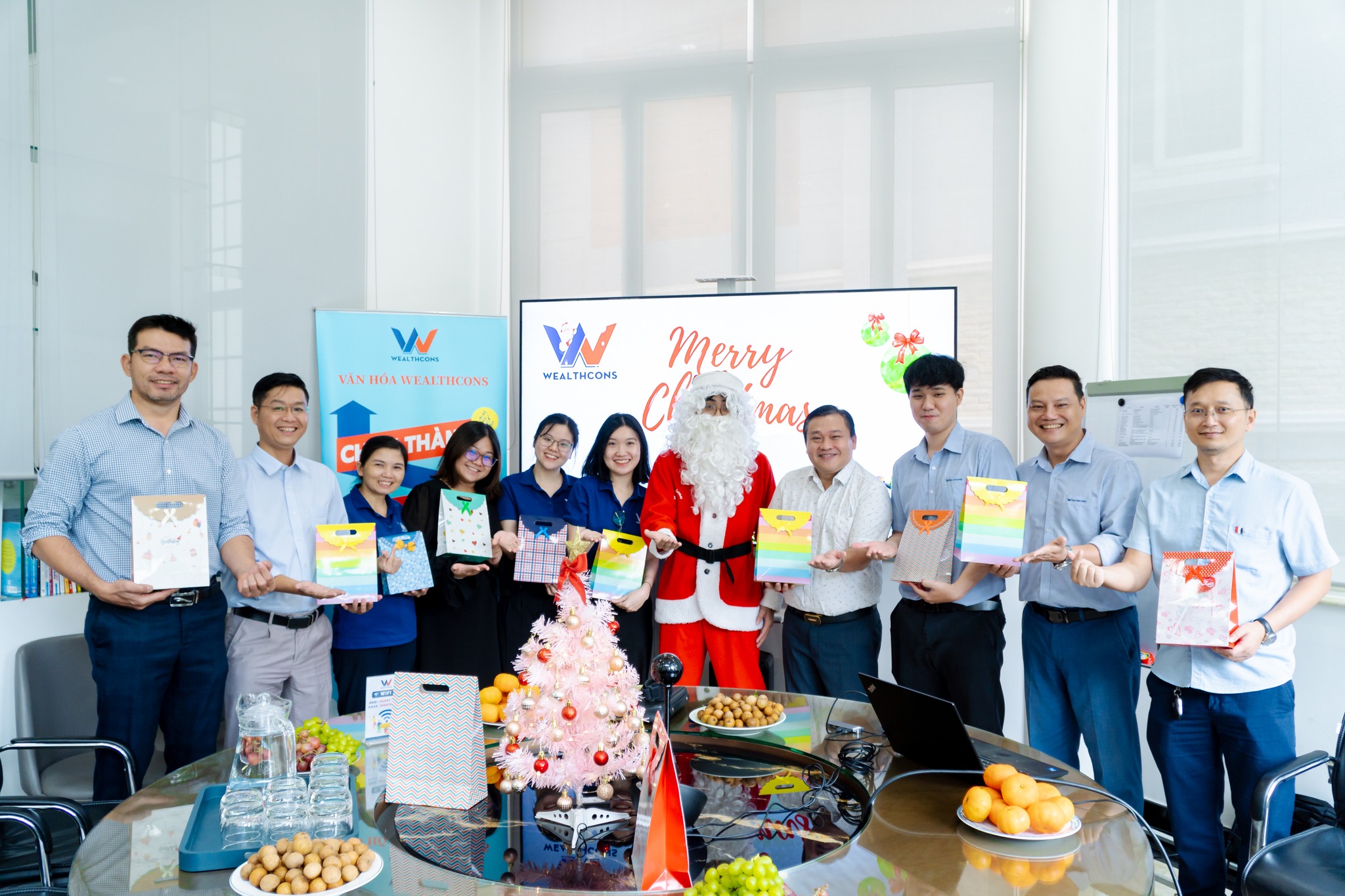 JINGLE BELLS, JINGLE BELLS! MỪNG GIÁNG SINH 2024