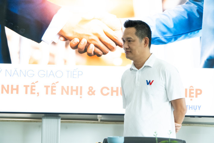 COMMUNICATION – THE KEY TO SUCCESS IN THE DIGITAL AGE!