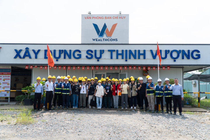 NEARLY 100 STUDENTS FROM VIETNAMESE–GERMAN UNIVERSITY VISIT THE SPRINGVILLE PROJECT FOR PRACTICAL LEARNING